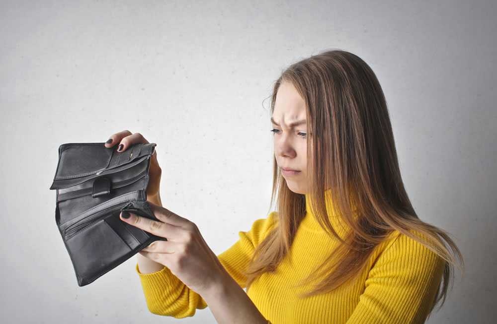 Budgeting for the Holidays: Tips to Avoid Overspending