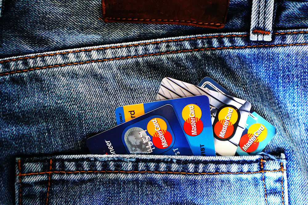 Debt Consolidation vs. Debt Settlement: Which is Right for You?