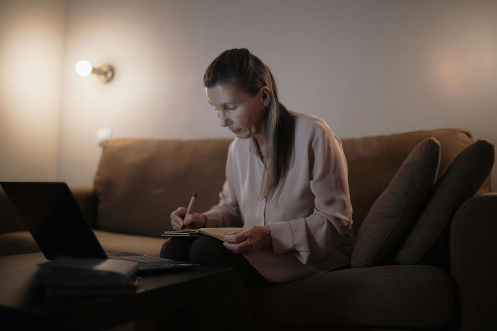 Navigating the World of Health Insurance: Tips for Choosing the Best Plan