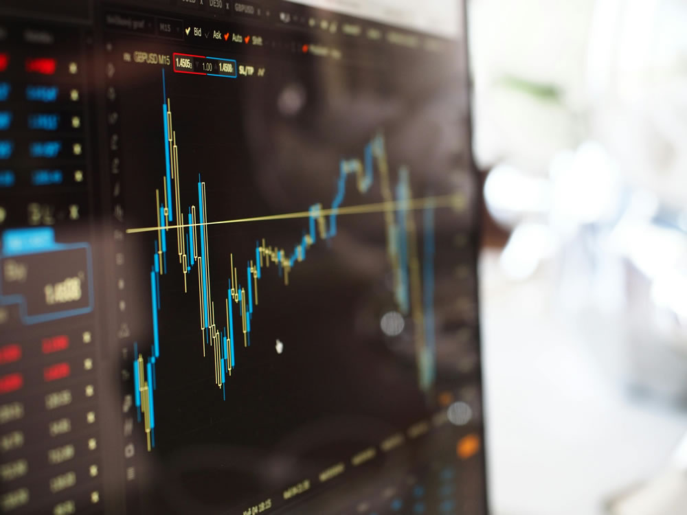 Investing in Gold: A Hedge Against Market Uncertainty