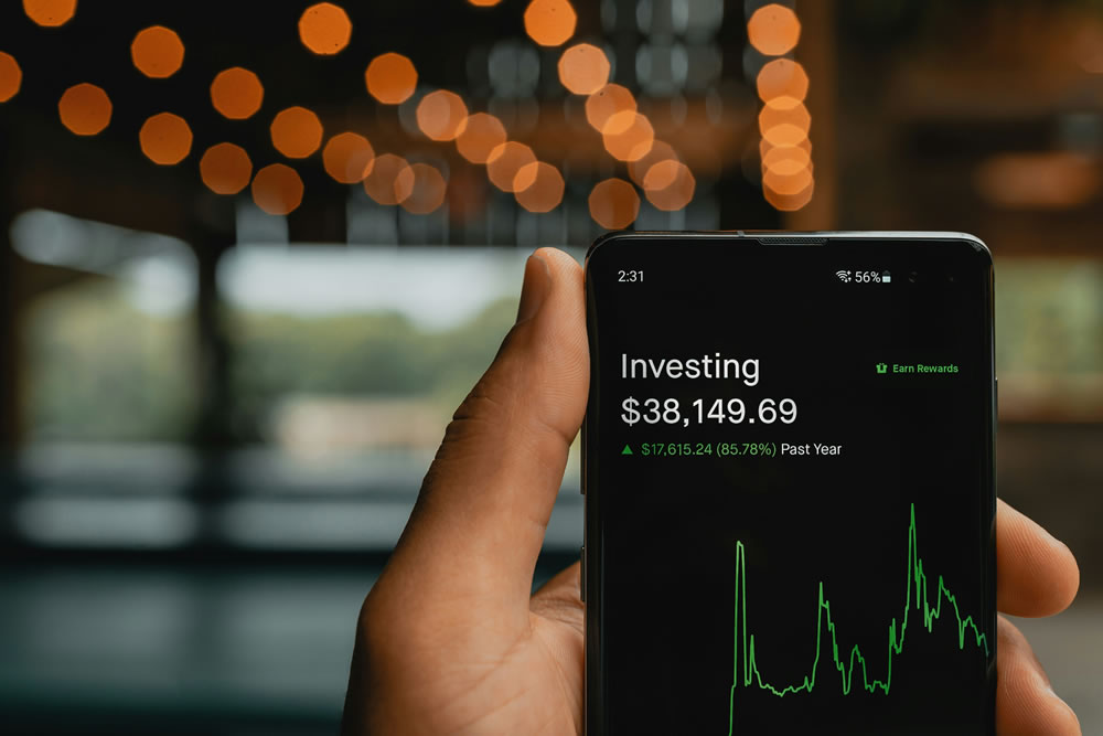 10 Common Investment Mistakes to Avoid for Long-Term Wealth